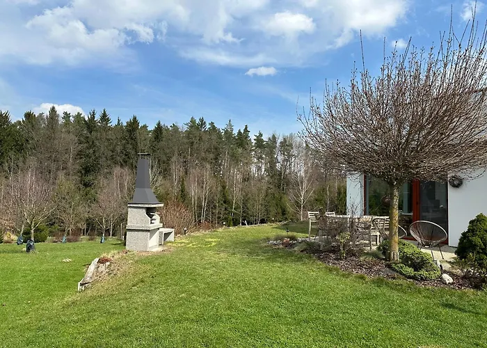 Villa U Potoka *